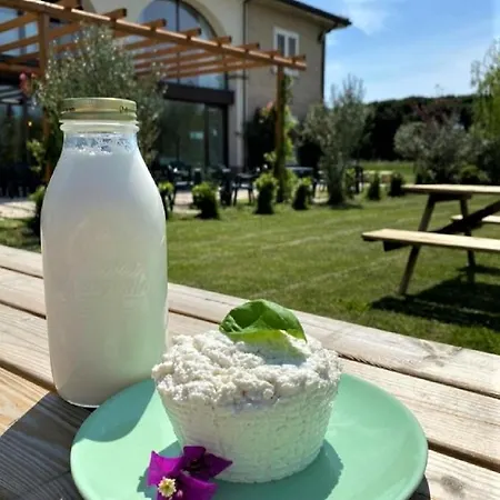 Tre Di Spade Farm stay *